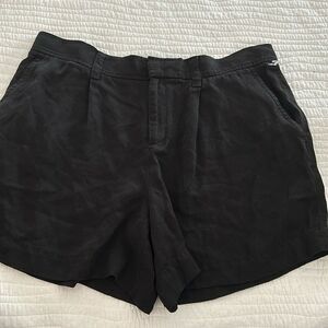 Banana republic black linen/viscose shorts size 14